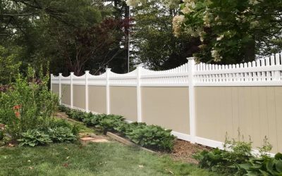Practice Fence Etiquette to Avoid Neighbor Disputes
