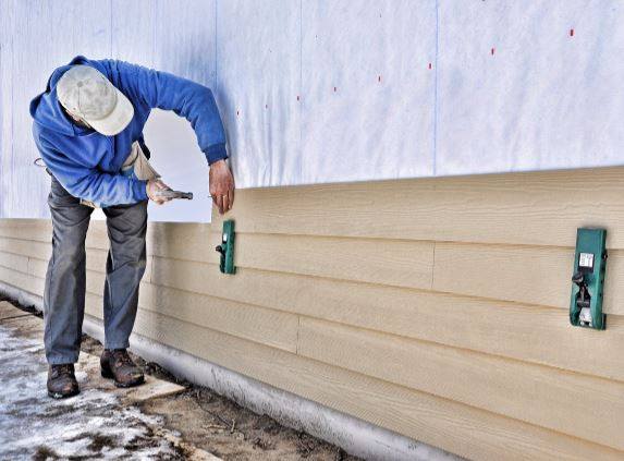 Part 1: Insulated Vinyl Siding 101 – An Introduction to Insulated Vinyl Siding