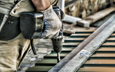 Practice Caution and Avoid Contractors with These Traits